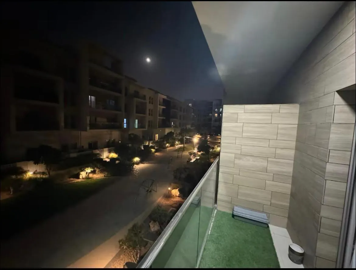 Apartament Alzahia Garden Szardża